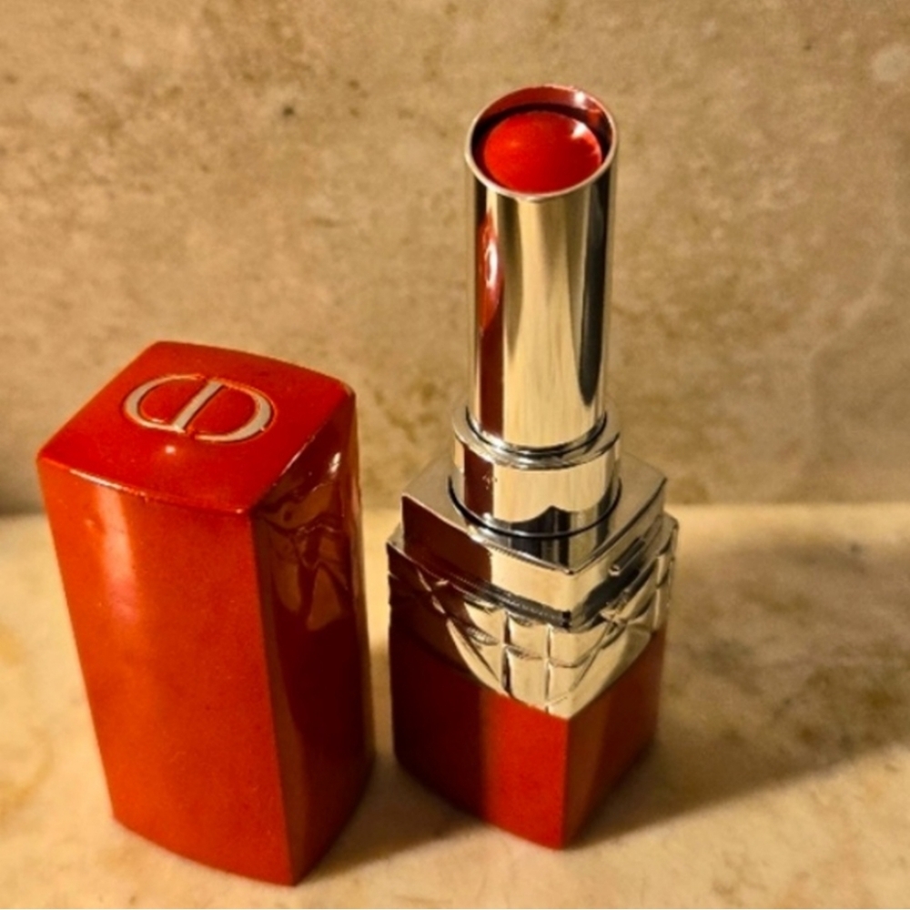 Dior Rouge Lipstick. #770 Ultra Love.